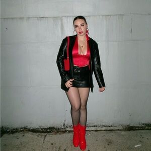 Meet your Posher, Jessica